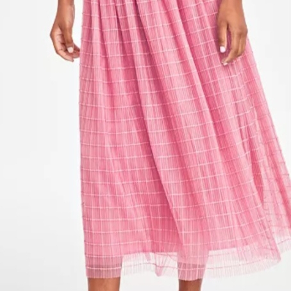 Elegant Pink Pleated Skirt. Color, Mauve Orchid - Picture 3 of 4